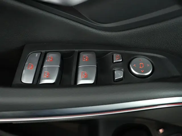 BMW 3 Serie Touring 330e xDrive 2025 Hybride Benzine 20