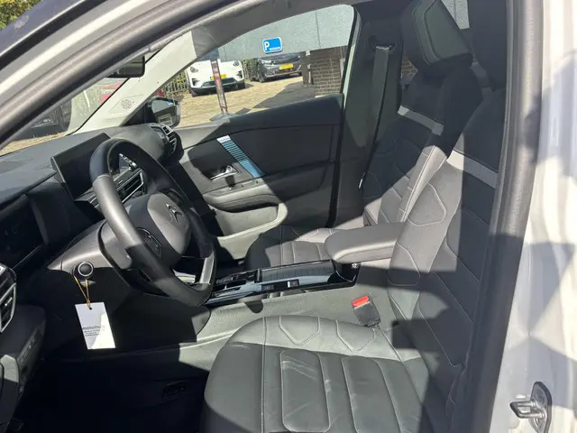 Citroën ë-C4 Shine 50 kWh 2022 Elektrisch 15