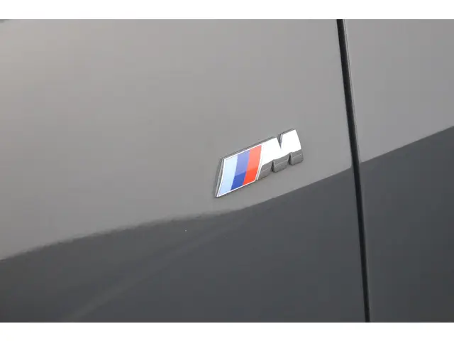 BMW i4 eDrive40 High Executive 84 kWh 2022 Elektrisch 37