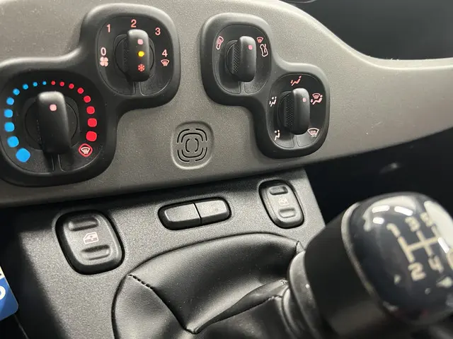 Fiat Panda 0.9 TwinAir Edizione Cool 2015 Benzine 13