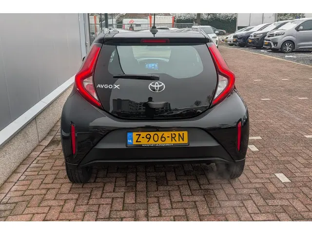 Toyota Aygo X 1.0 VVT-i S-CVT Play 2024 Benzine 11
