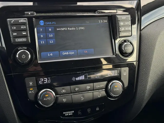 Nissan QASHQAI 1.2 Connect Edition 2014 Benzine 12