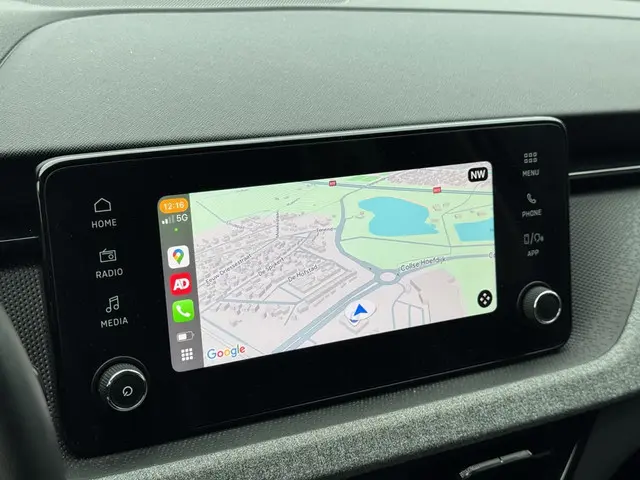 Škoda Kamiq FACELIFT Selection 1.0 TSI 2024 Benzine 18
