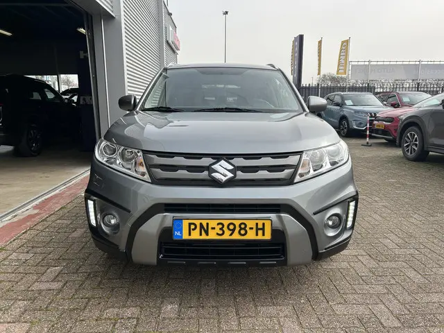 Suzuki Vitara 2