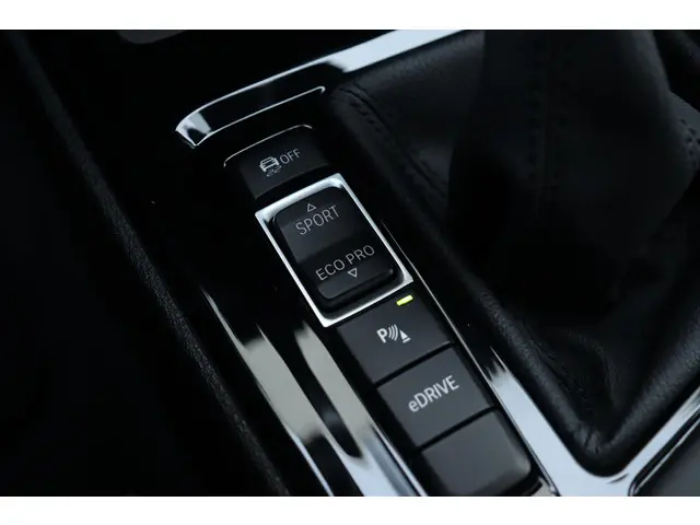 BMW X2 xDrive25e 2023 Hybride Benzine 19