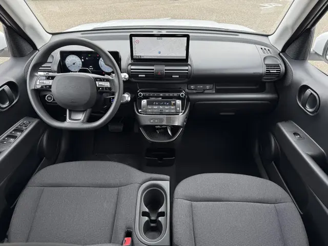 Hyundai Inster E-Motion 49 kWh 2025 Elektrisch 13