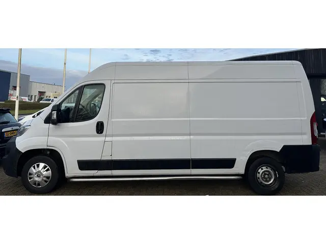 Citroën Jumper 33 2.2 BlueHDi 140 L3H2 Club 2022 Diesel 5