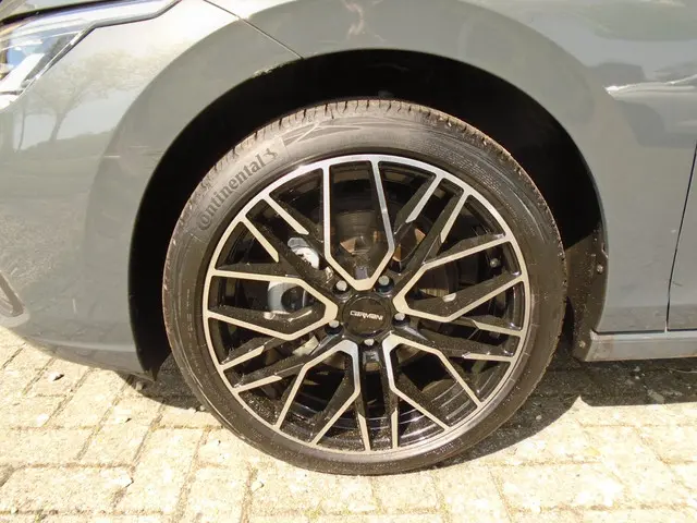 Volkswagen Golf 1.4 eHybrid 2024 Hybride Benzine 6
