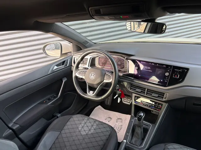 Volkswagen Taigo 1.0 TSI R-Line Business 2022 Benzine 12