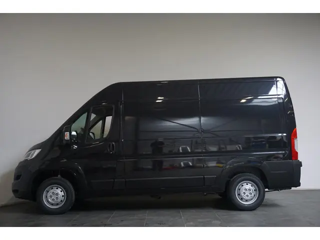 Opel Movano 140pk L2H2 Edition 2022 Diesel 8