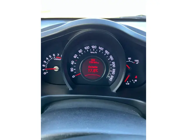 Kia Sportage 1.6 GDI Plus Pack 2013 Benzine 8