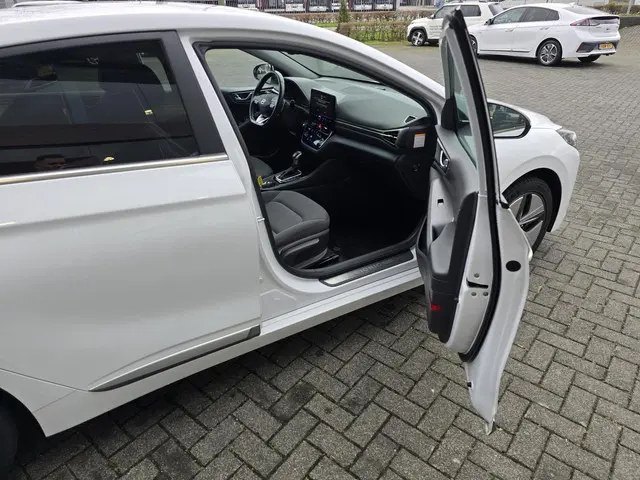 Hyundai IONIQ 1.6 GDi HEV Comfort 2020 Hybride Benzine 8