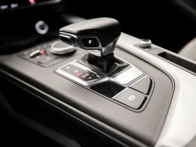 Audi A4 Avant 2.0 TFSI Sport 2017 Benzine 24