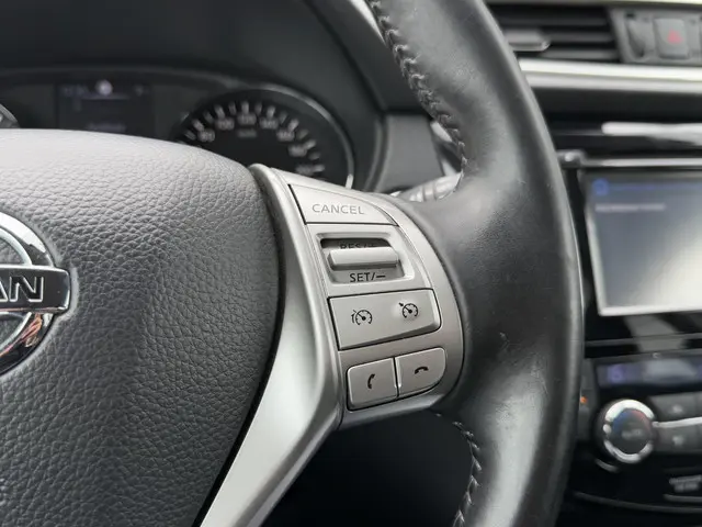 Nissan QASHQAI 1.2 Premier Edition 2014 Benzine 16