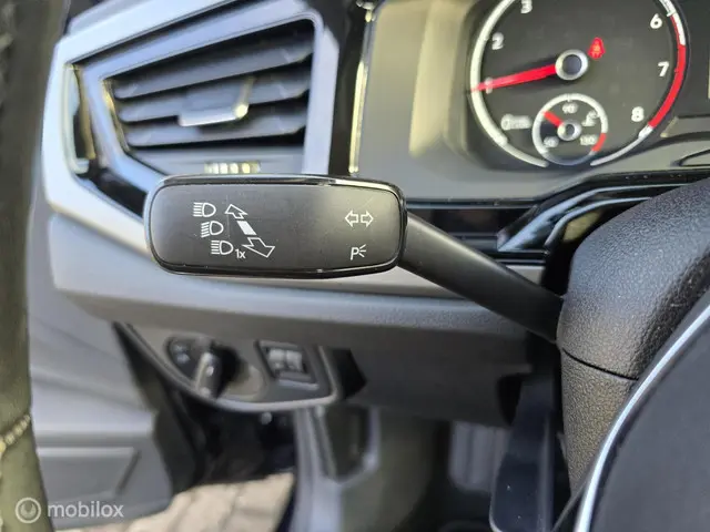 Volkswagen Polo 1.0 TSI Comfortline 2018 Benzine 20