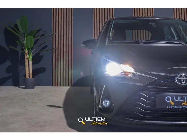 Toyota Yaris 1.0 VVT-i Aspiration 2018 Benzine 18