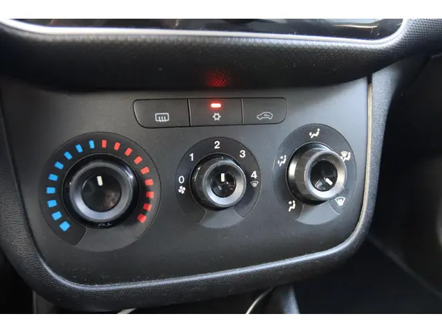 Fiat Punto EVO 0.9 TWINAIR EASY 5-DEURS 2012 Benzine 22