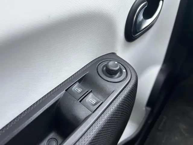 Renault Twingo 1.0 SCe Collection 2019 Benzine 17