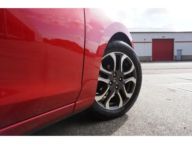 Mazda 2 1.5 Skyactiv-G Skylease GT 2015 Benzine 21