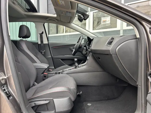 SEAT Leon 1.4 EcoTSI FR Business Intense 2017 Benzine 16