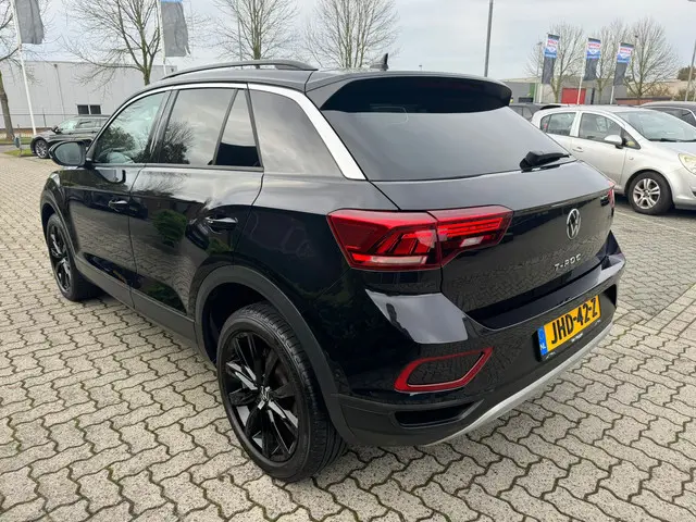 Volkswagen T-Roc 1.5 TSI Style 2022 Benzine 24