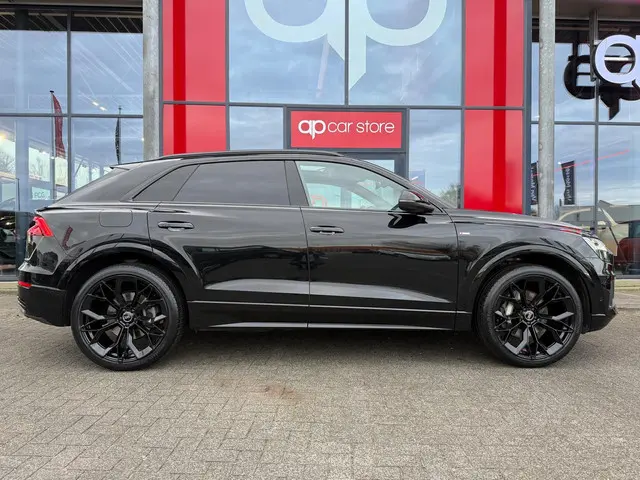 Audi Q8 55 TFSI quattro Pro Line Advanced 2022 Benzine 5