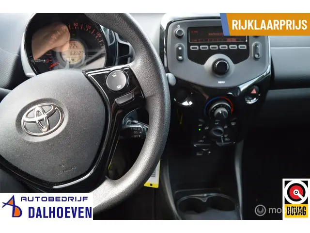 Toyota Aygo 1.0 VVT-i x 2018 Benzine 16