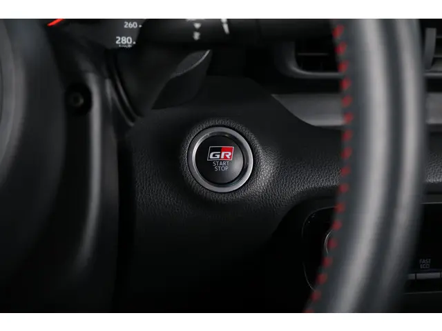 Toyota Yaris 1.6 GR Performance, AWD, 261PK 2023 Benzine 24