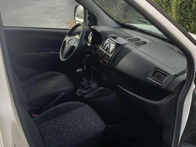 Opel Combo 1.3 CDTi L1H1 Edition 2017 Diesel 16