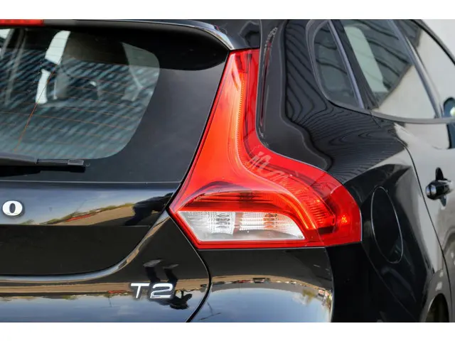 Volvo V40 1.5 T2 Polar+ 2019 Benzine 11