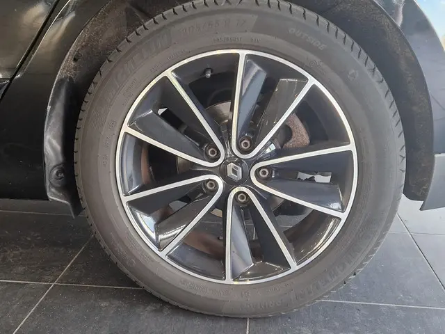 Renault Scénic 2.0 Bose CVT AUTOMAAT 2013 Benzine 24