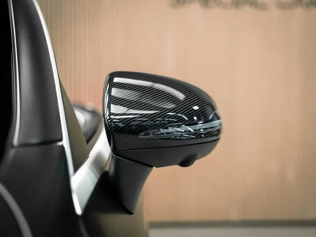 Mercedes-Benz C-Klasse Cabrio AMG 63 S 2022 Benzine 50