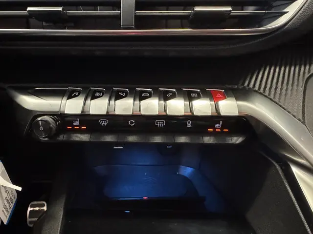 Peugeot 5008 1.2 PureTech Allure 2019 Benzine 27