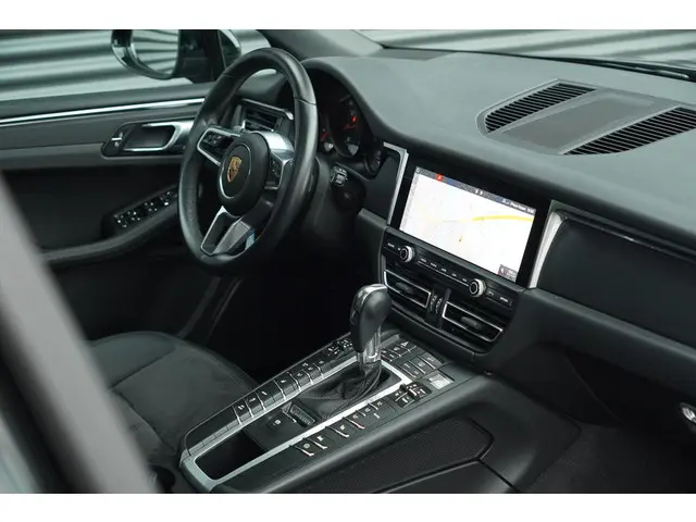 Porsche Macan 2.0 2020 Benzine 36