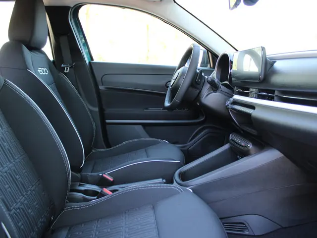 Fiat 600 1.2 Hybrid Urban 2025 Benzine 6