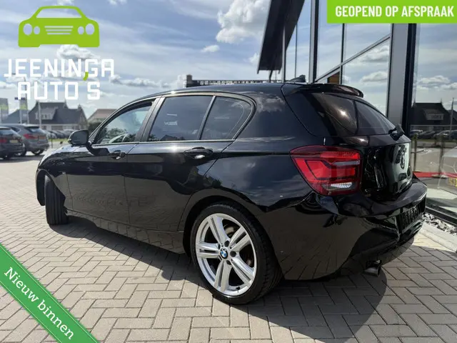 BMW 1 Serie 114i 180pk Executive Upgrade 2013 Benzine 2
