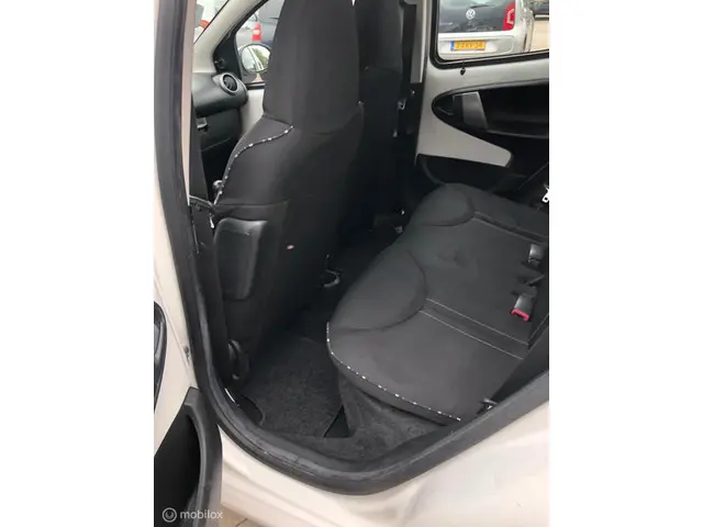 Citroën C1 1.0 5DRS LED AIRCO NAVI ELL PAKK 2013 Benzine 14