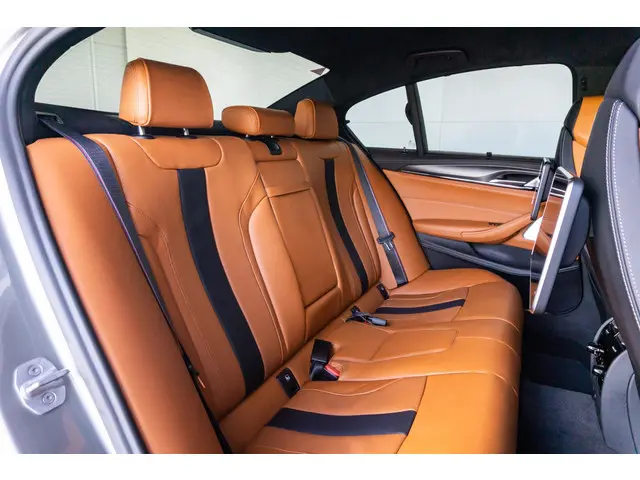 BMW M5 5 Serie Competition 2020 Benzine 11