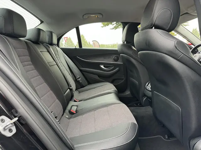 Mercedes-Benz E-Klasse 200 Premium 2018 Benzine 8