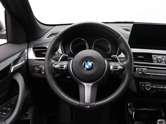 BMW X1 sDrive20i 2020 Benzine 7