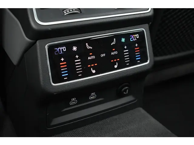 Audi RS6 Avant 4.0 TFSI quattro 2022 Benzine 39