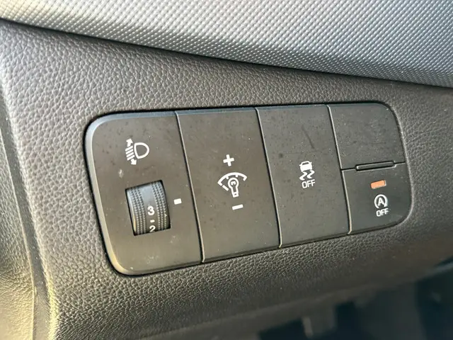 Hyundai i10 1.0i i-Motion Comfort 2014 Benzine 10