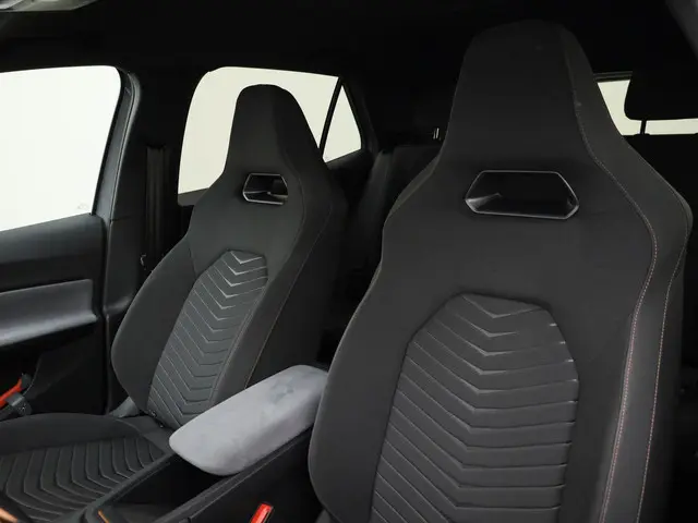 CUPRA Born 204PK Business 62 kWh 2024 Elektrisch 6