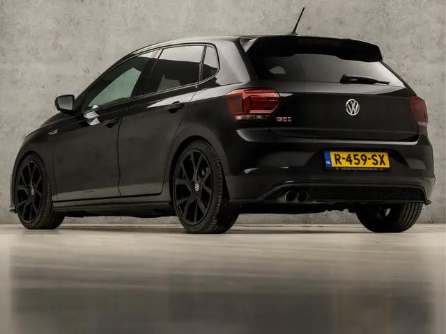 Volkswagen Polo 2.0 TSI GTI 2018 Benzine 3