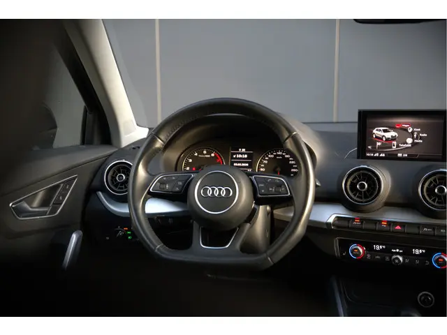 Audi Q2 1.4 TFSI CoD Design Pro Line Plus 2018 Benzine 36