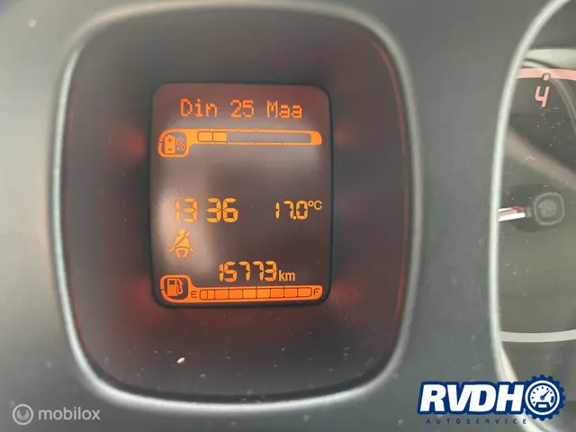 Fiat Panda 1.0 Hybrid City Cross 2020 Benzine 13