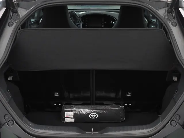 Toyota Aygo X 1.0 VVT-i S-CVT Pulse 2024 Benzine 29