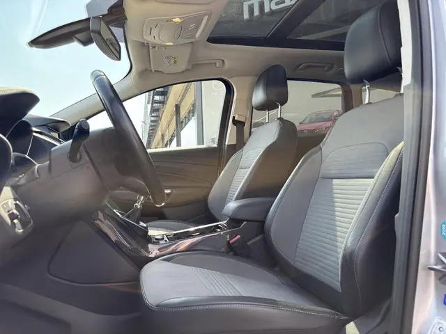 Ford Kuga 1.5 Titanium Styling Pack 2016 Benzine 4