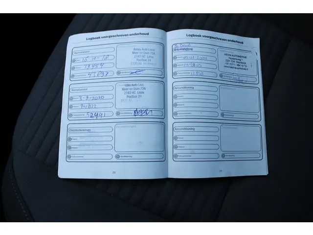 Ford C-MAX 1.0 Titanium 2017 Benzine 18