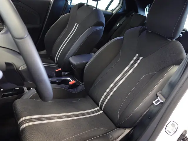 Opel Corsa 1.2 Turbo Automaat GS Line 2024 Benzine 9